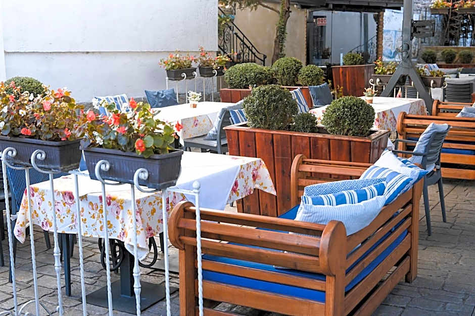 Garni Hotel Le Petit Piaf