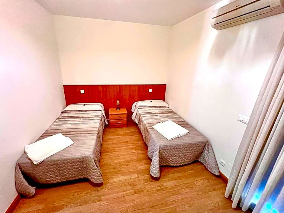 Hotel Puente de Piedra