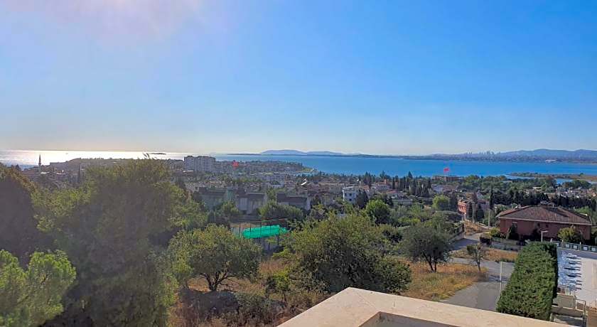 Double Royal Hotel Darica