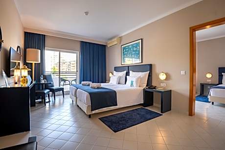 Junior Suite with Pool View (2 Adults + 2 Children)