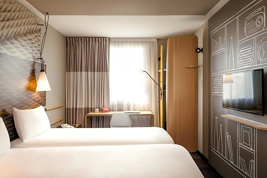 ibis Saint Quentin en Yvelines - Velodrome