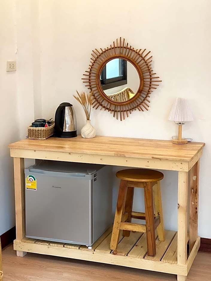 Wilailak Bungalows @ Koh Si Chang