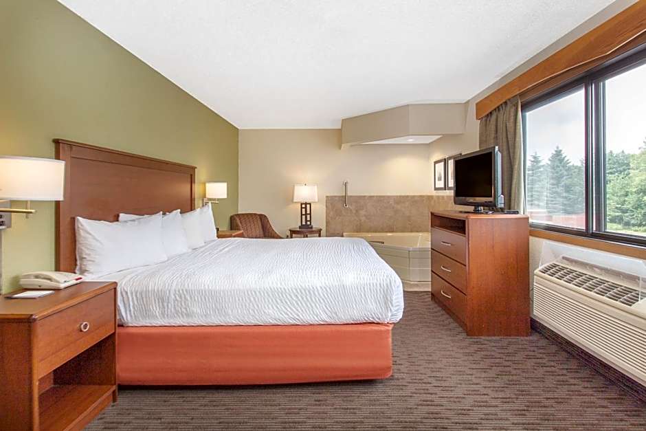 AmericInn by Wyndham Calumet