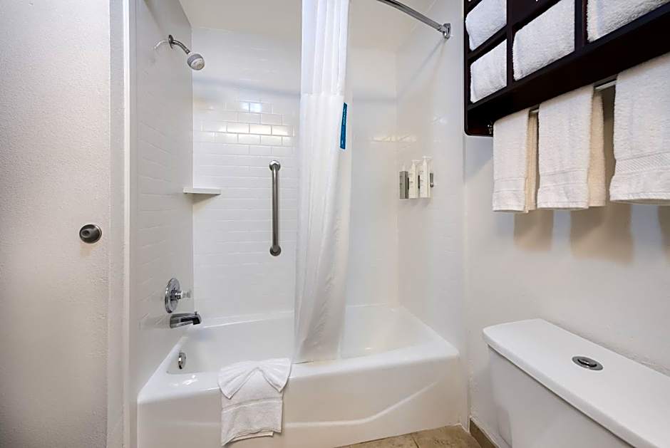 Hampton Inn By Hilton Marshall