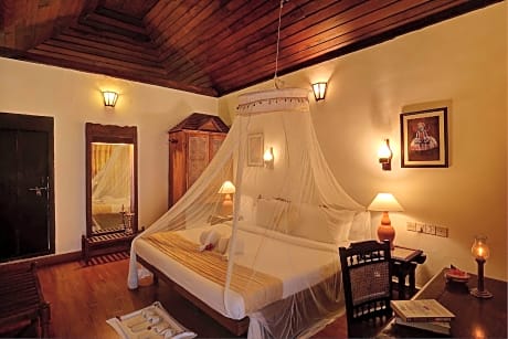 Ayurveda Panchkarma /Rejuvenation package - Kerala House Standard Room