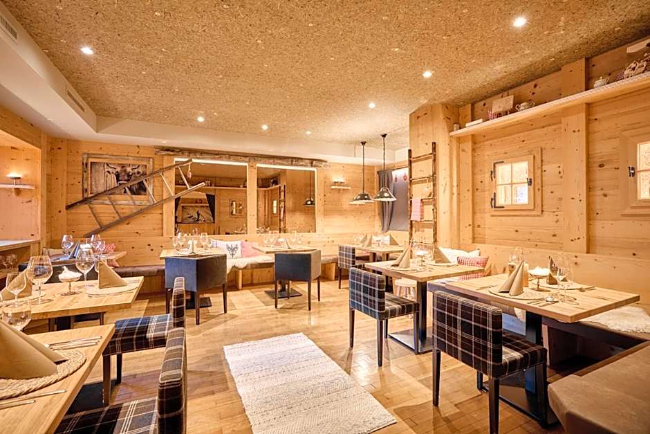 Hotel Alpenfriede