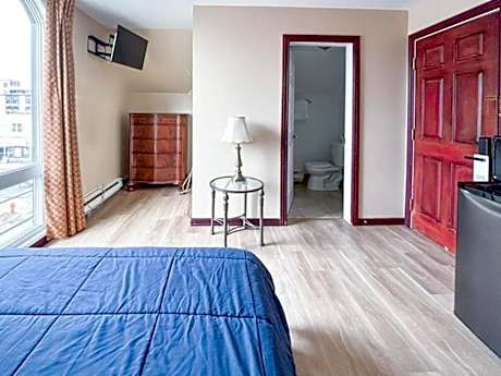 Standard Double Bedroom