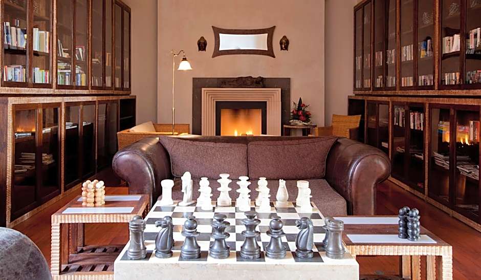 Regency Country Club, Apartments Suites