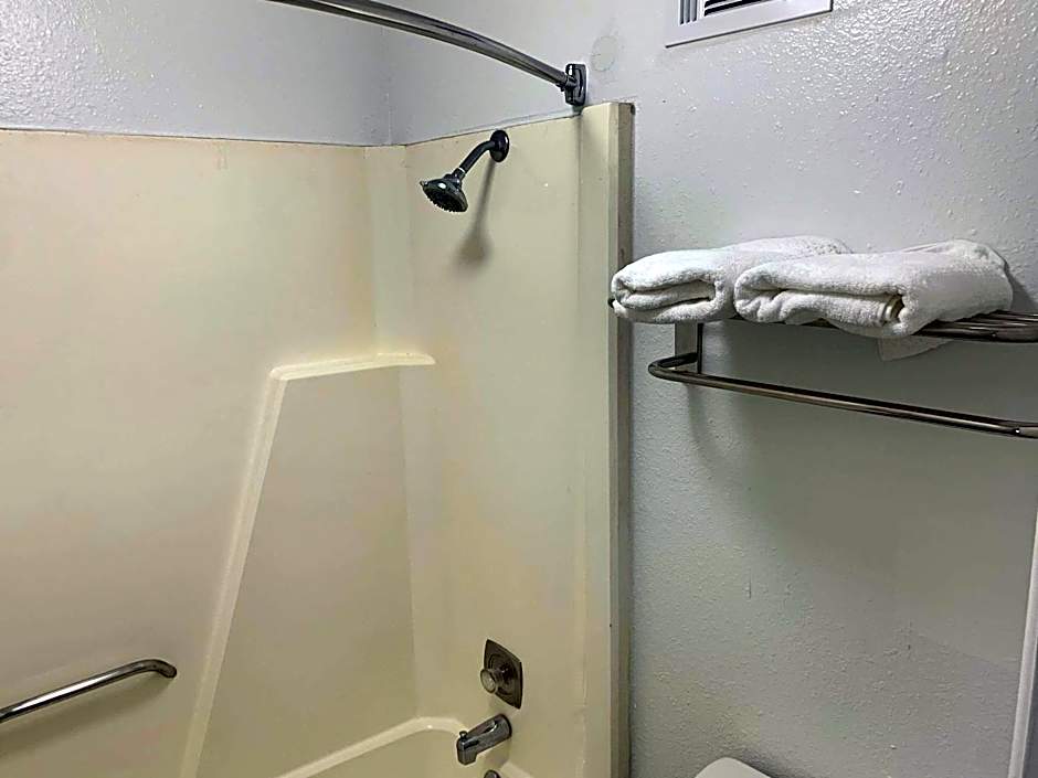 Rodeway Inn Augusta North Washington Rd.