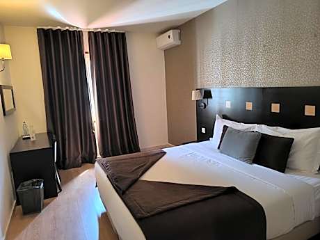 Standard Double or Twin Room with Extra Bed (3 Adults)