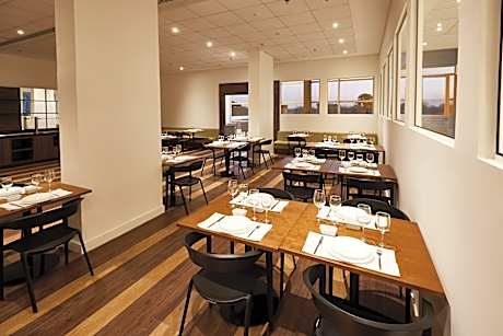 Tulip Inn Itaguai