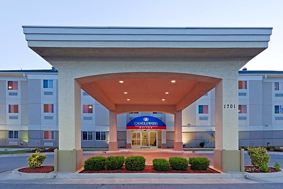 Candlewood Suites Oklahoma City-Moore, an IHG Hotel