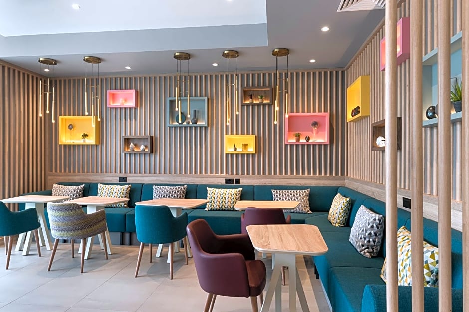 Hampton by Hilton London Ealing