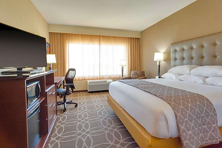 DRURY INN & SUITES DALLAS FRISCO