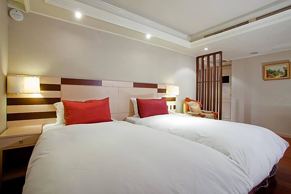 Charming Castle Hotel