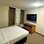Anavada Inn & Suites - Grande Prairie