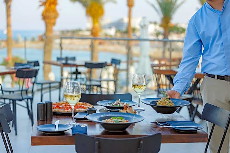 Golden Coast Beach Hotel