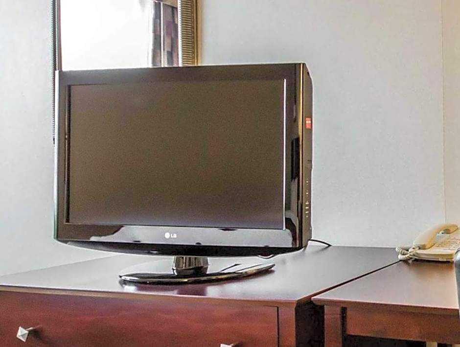 Quality Suites Jeffersonville - Louisville North
