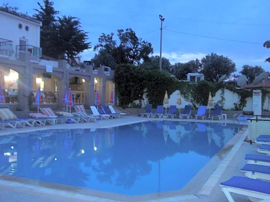 Ant Apart Hotel