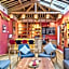 Arro Khampa by Zinc Journey Lijiang