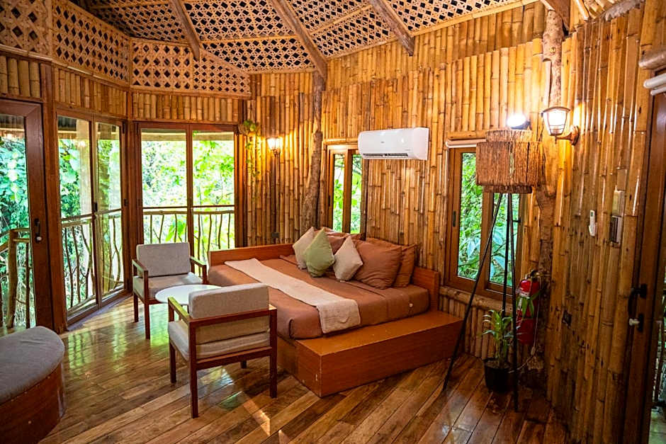 Treehouse de Valentine