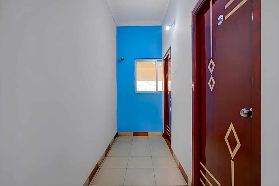 iROOMZ Hotel Silver Moon