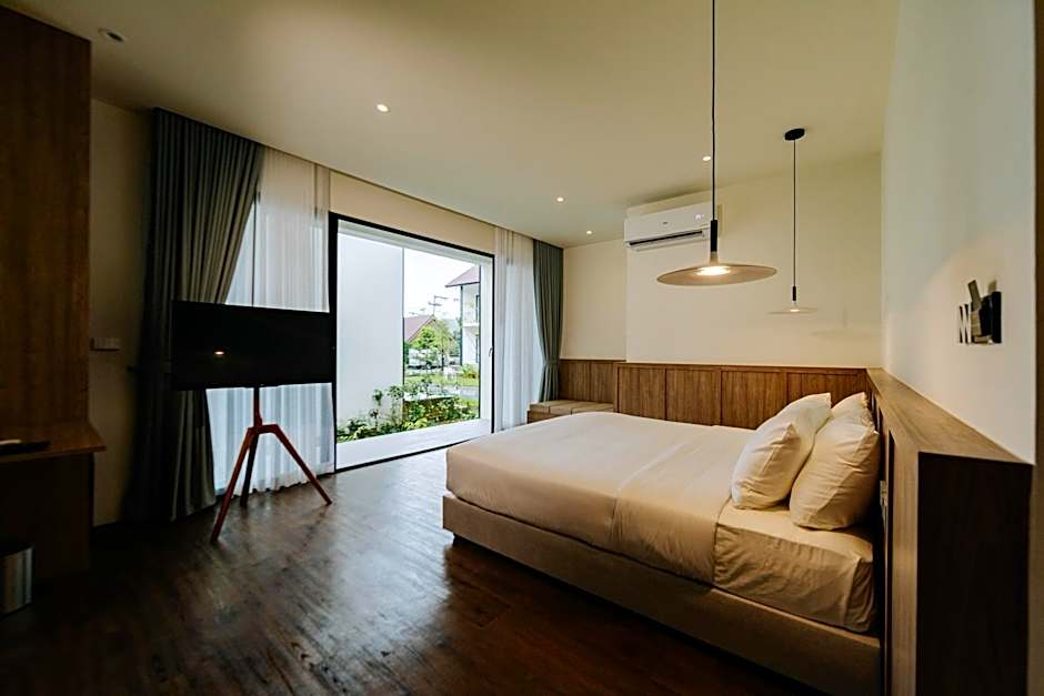 Shanti-Retreat Hotel