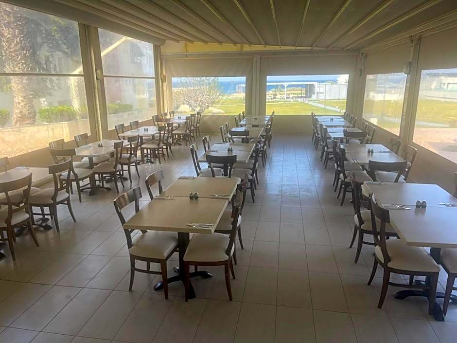Penelope Beach Hotel Apts