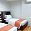 RedDoorz Plus @ Hotel Esse