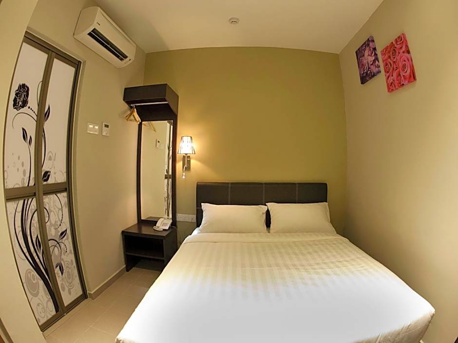 Ayer Hitam Hotel