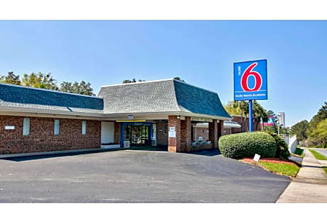Motel 6-Tallahassee, FL - Downtown