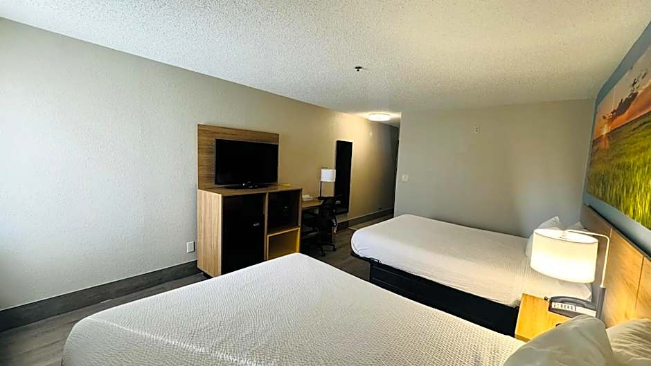 Days Inn by Wyndham Shawnee