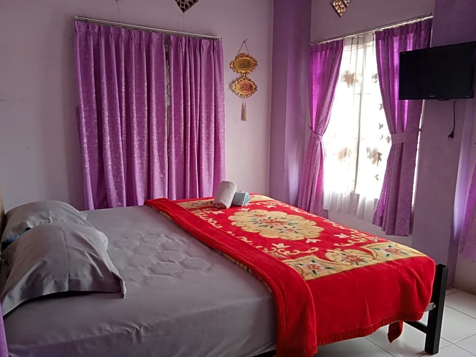 Trivadoh Syariah Hotel