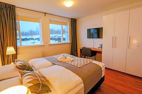 Double or Twin Room with Shower