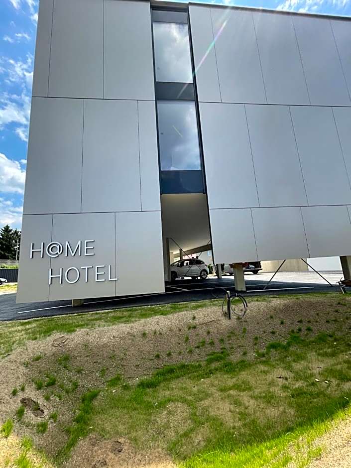 Hotel AT HOME - late arrival self check in