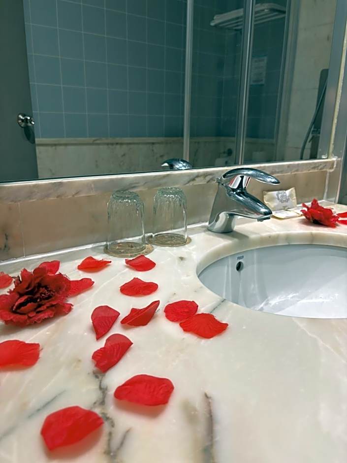 Apulia Praia Hotel