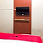 RedDoorz near RS Siloam Karawaci