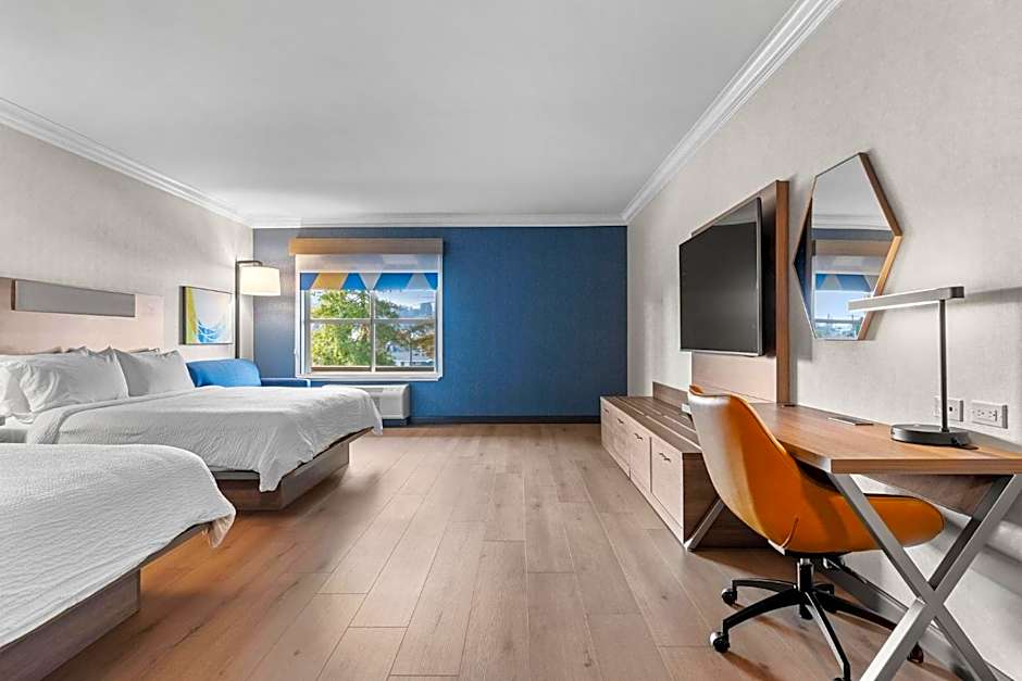Holiday Inn Express Hotel & Suites Santa Cruz By IHG