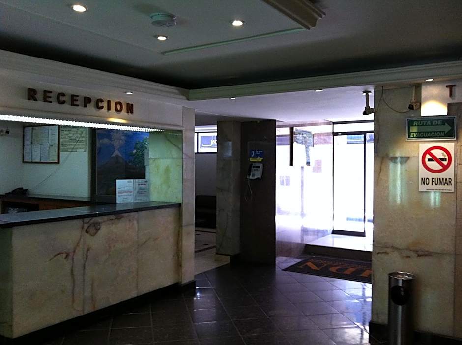 Hotel Dos Naciones