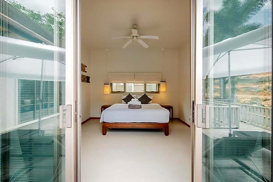 Ivory Pool Villa in Nai Harn