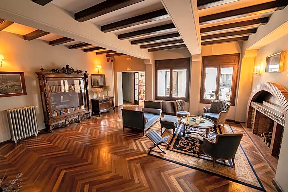 Angelats Hotel - A Signature Boutique Hotel & Restaurant