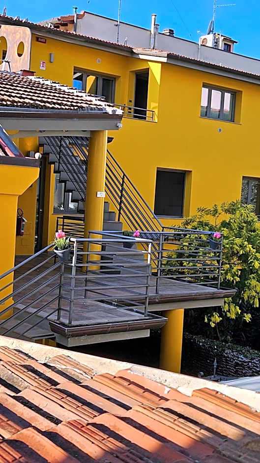 Select Executive Residence