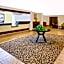 Super 8 by Wyndham Plainview