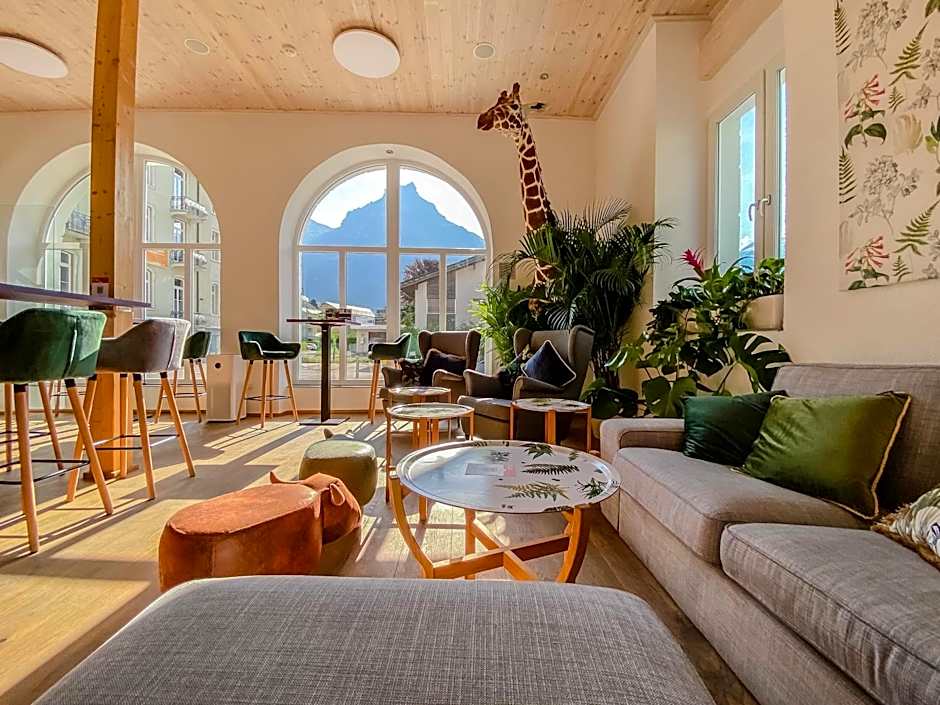 GRAND your home with common kitchens with self check-in