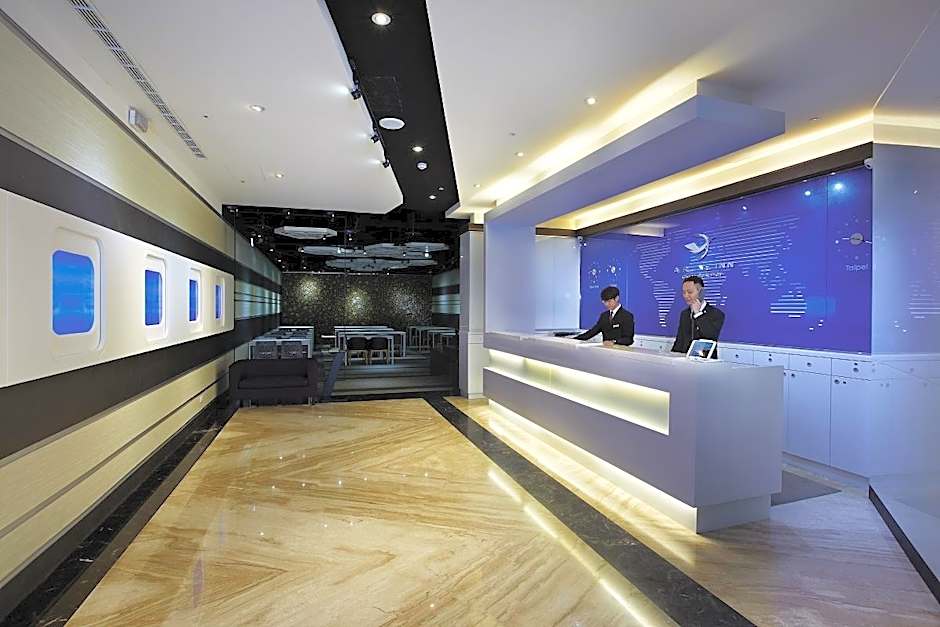 Airline Inn Taichung Green Park Way