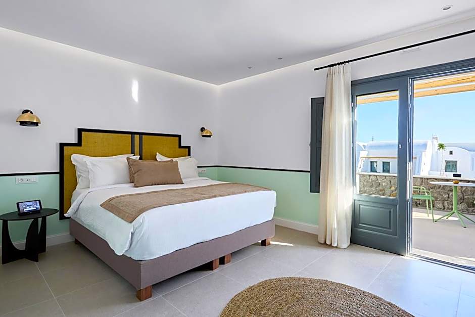 Alleys All-Suite Hotel & Spa