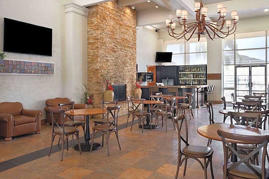 Ramada Tucson
