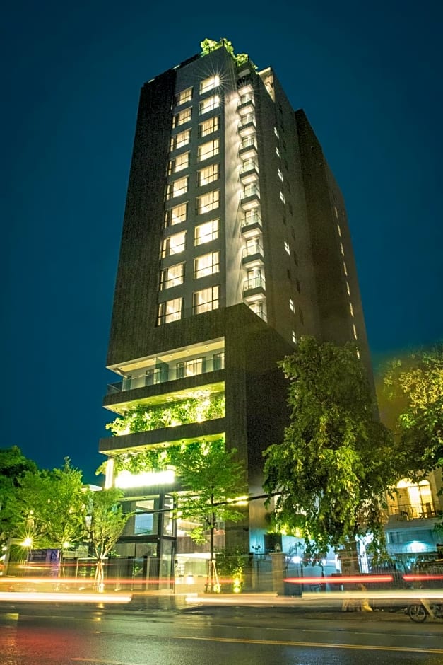 One Residence Hotel & Apartment