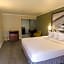 Super 8 by Wyndham Santa Cruz Beach Boardwalk