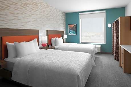 2 Queen Beds Studio Suite